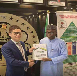 截屏2025-06-12 19.08.21(1).png