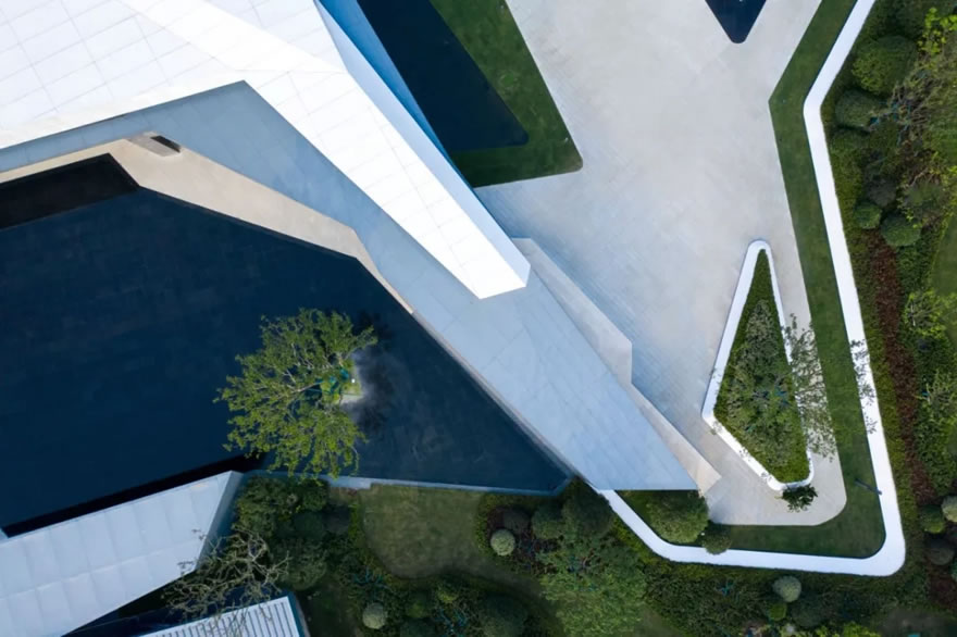 640.webp (34).jpg 640.webp (34).jpg